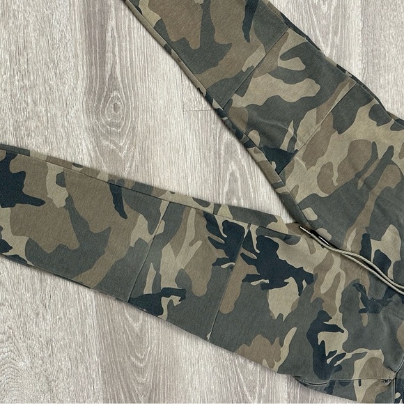 PacSun Green and Brown Camouflage Joggers - Picture 3 of 7